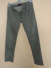 Męskie spodnie dżinsowe Zara