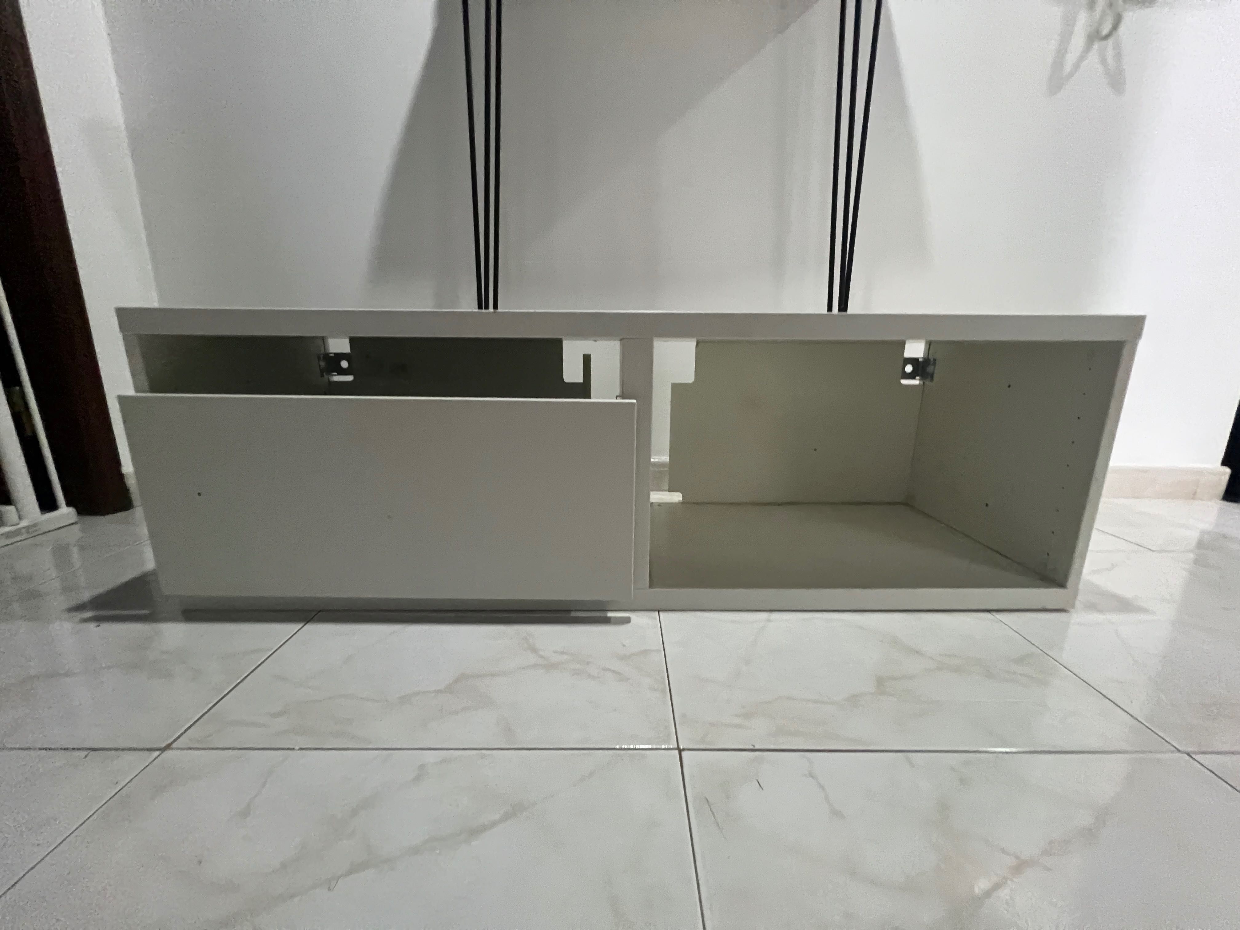 Móvel branco TV IKEA