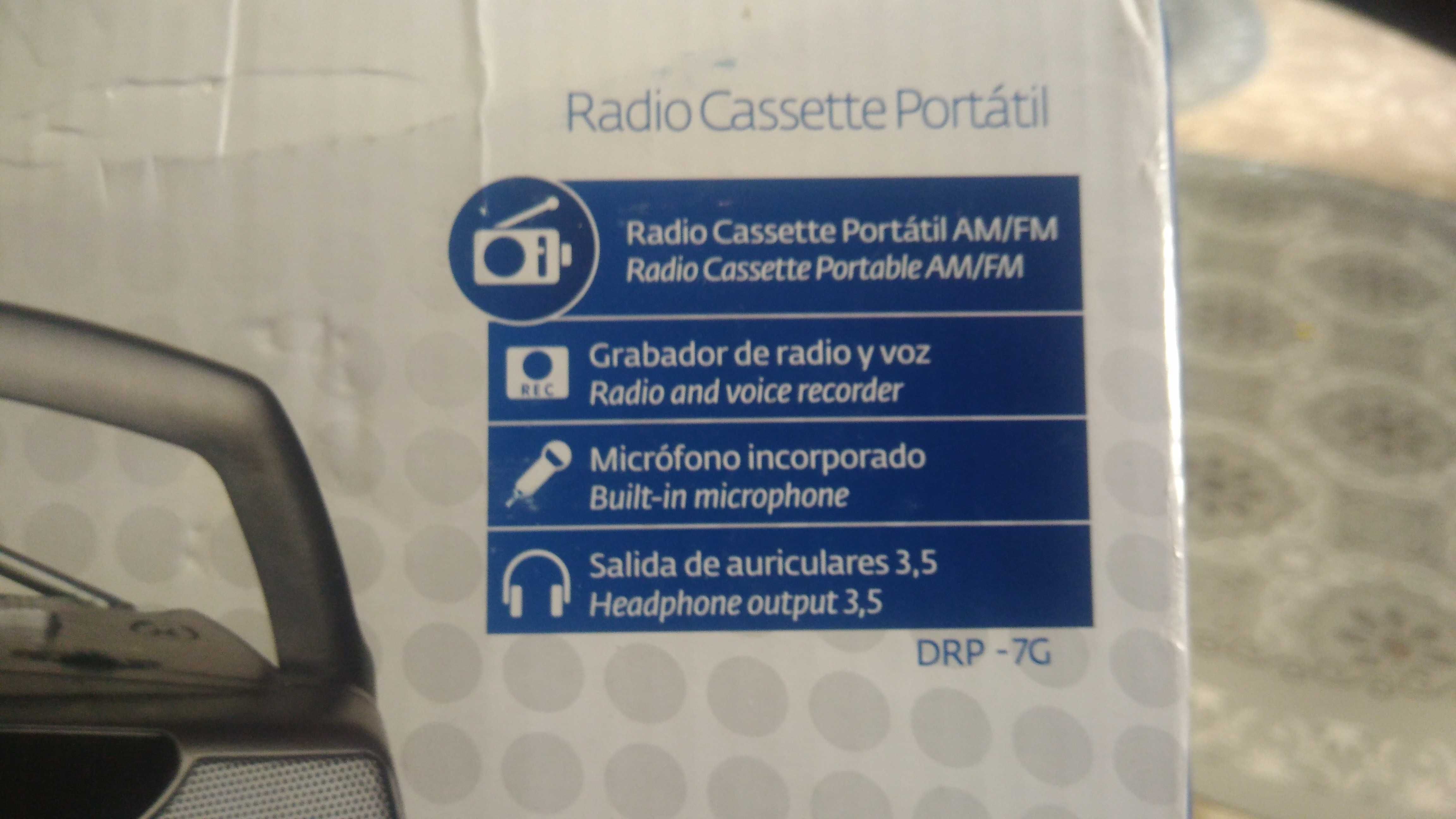 Radio Cassete Portátil - DAEWOO (novo)