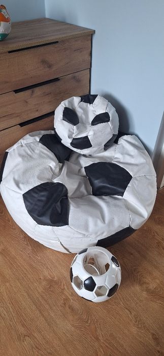 Piłka poduszka 2 sztuki plus lampa wisząca piłka