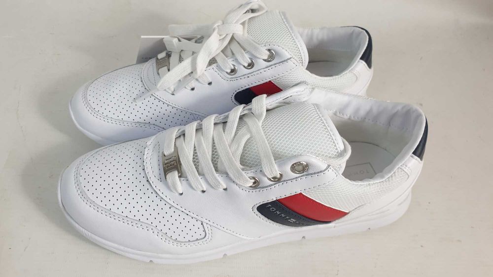 Tommy Hilfiger trampki damskie LIGHTWEIGHT LEATHER SNEAKER rozmiar 38