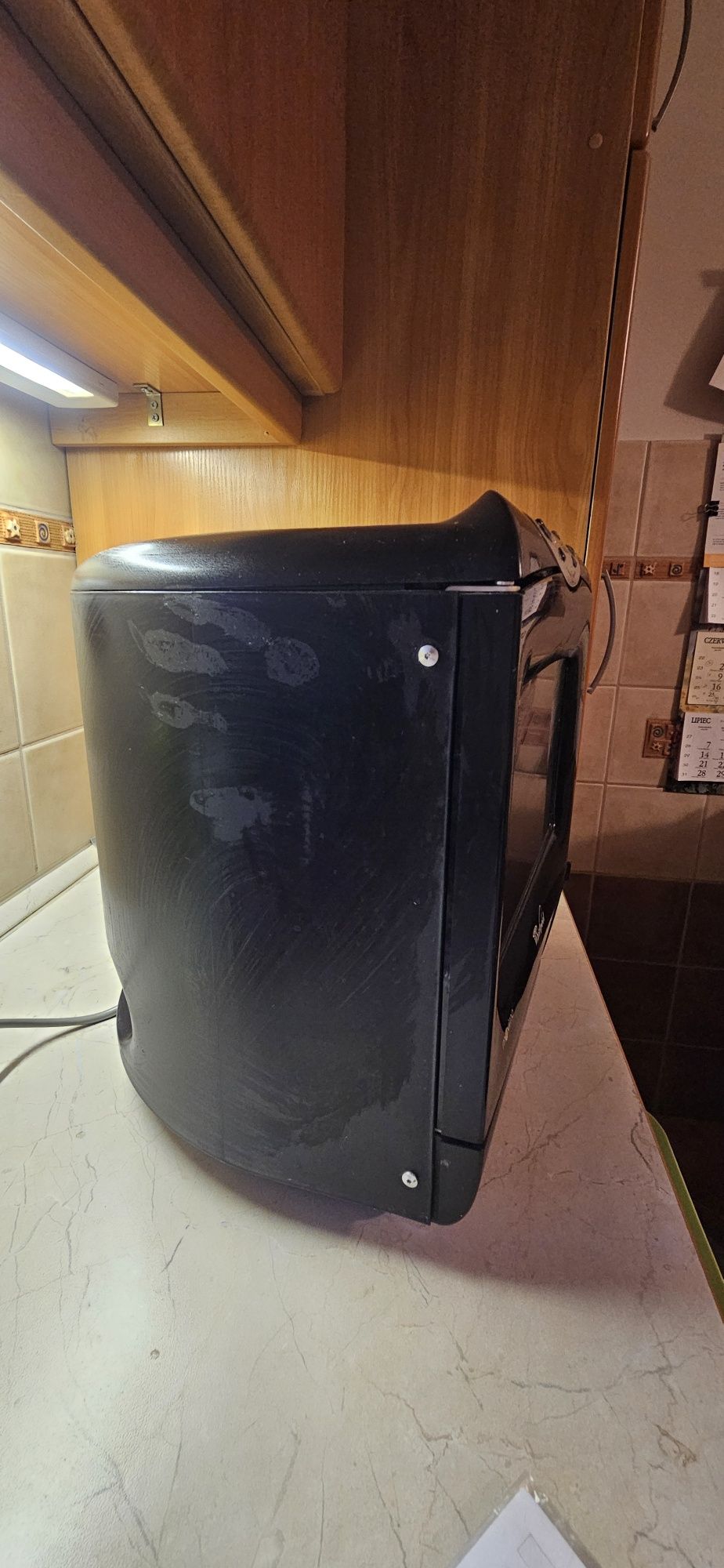 Mikrofalówka Whirlpool czarna