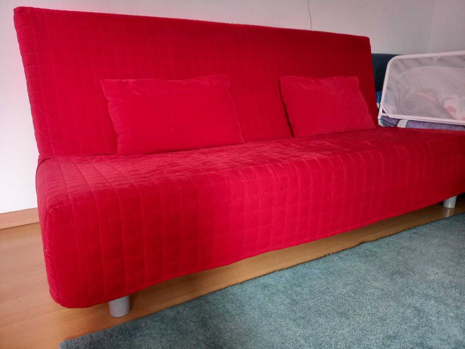 Sofá-Cama (Como Novo!)