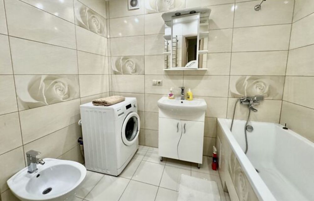 Оренда 3 кімнатної квартири біля озера