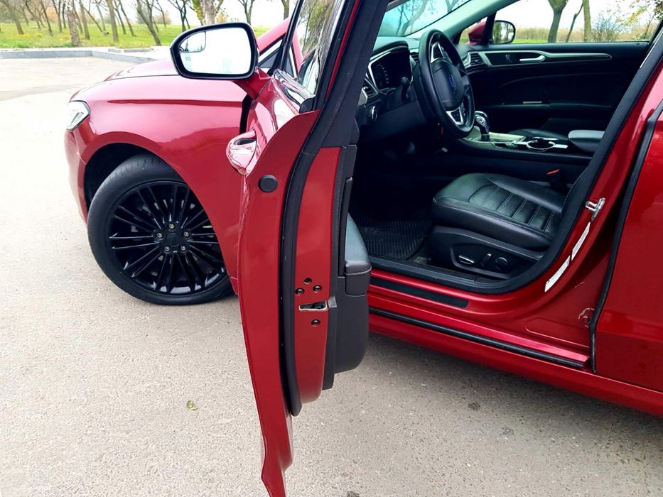 Форд фьюжен  в отличном состоянии