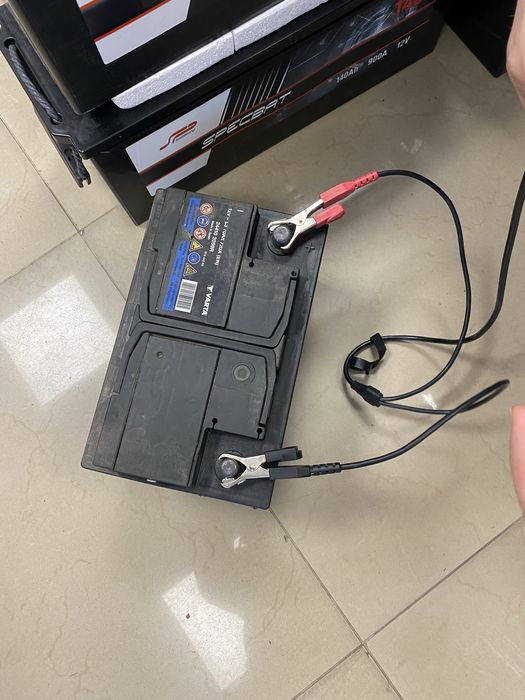 Sprzedam akumulator Varta 12V L3 70Ah 720A