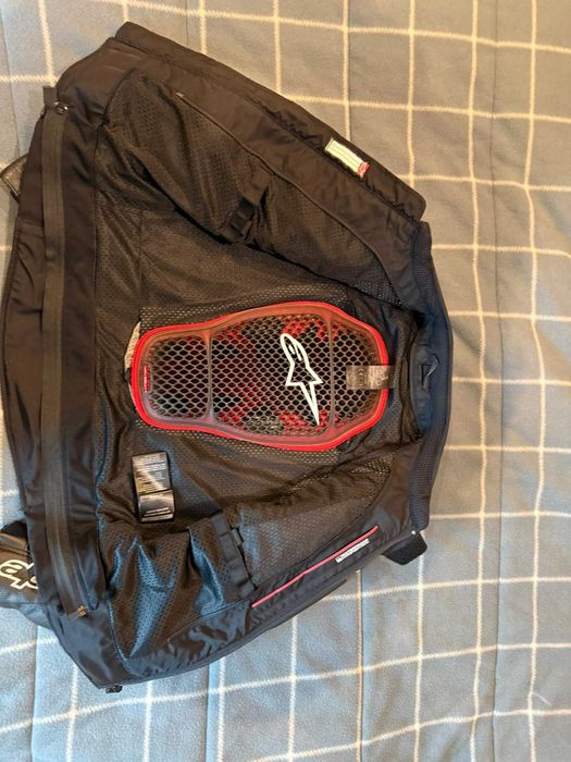 Casaco Alpinestars GP Force Airflow c/ protetor de costas