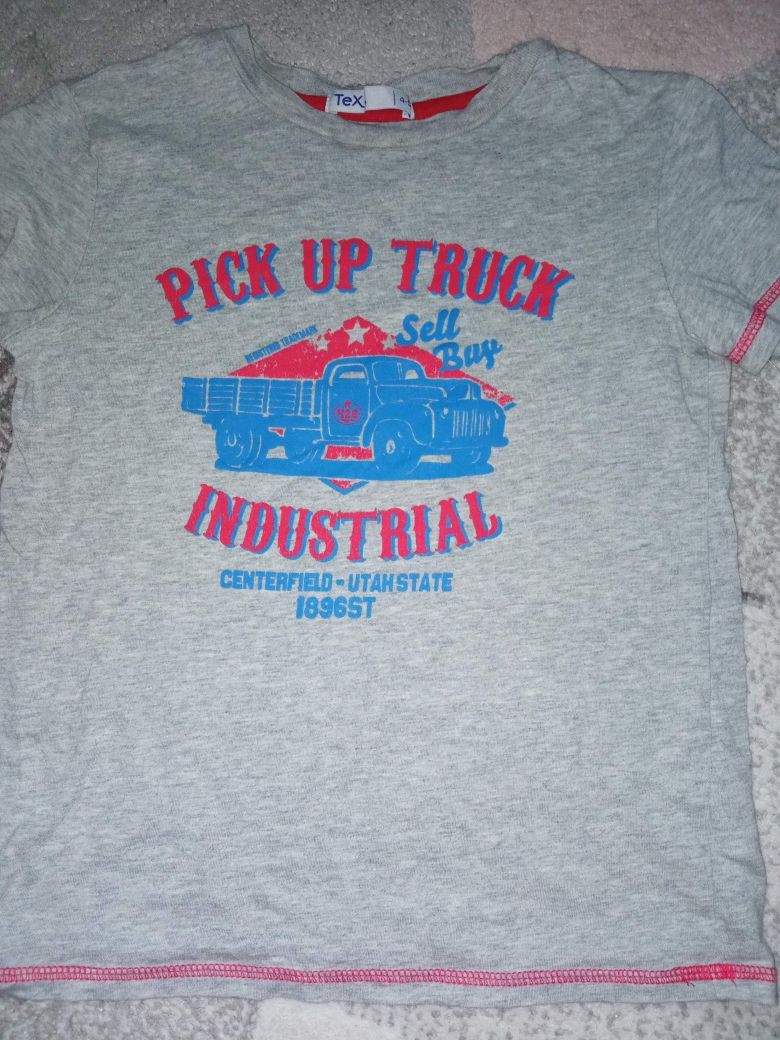 Piżama chłopięca koszulka z autem truck i spodenki 110-116