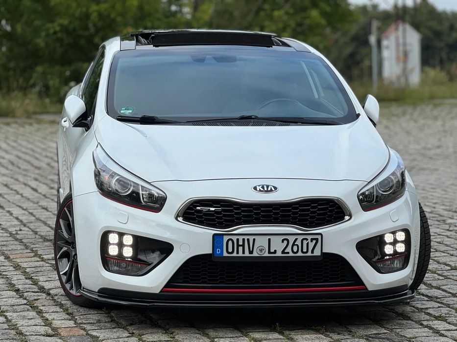 Kia ProCeed GT 1.6 T-GDI 204KM Maxton Design Wydech Panorama Grzana kierowni Ceed