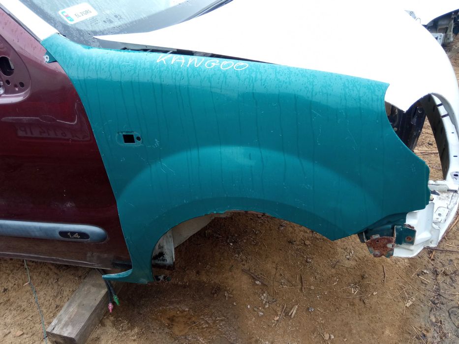 Крило праве переднє Renault Рено Kangoo Кенго 1 2003-2008рр