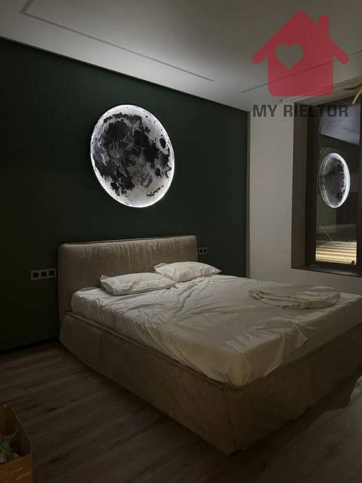 Продаж автономного будинку в котеджному містечку SoHo Town