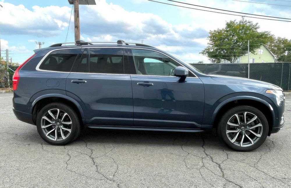 Volvo XC90 T6 Momentum      2019