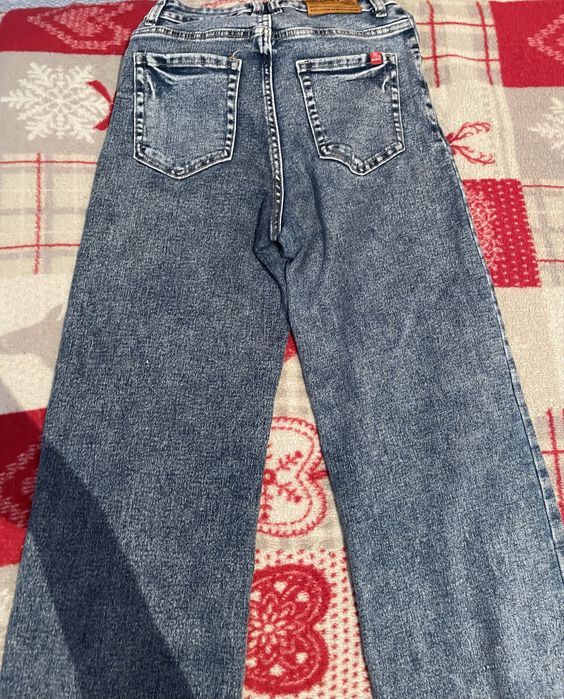 Джинсы палаццо  .