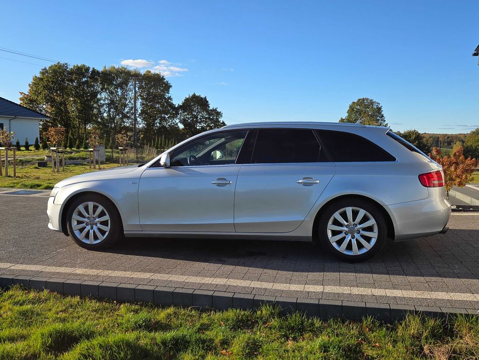 Audi A4 B8 Kombi S-LINE 2,0 TFSI Manual SKÓRA Zarejestrowany