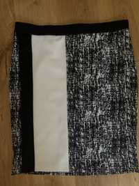 Elastyczna spódnica biało czarna rozmiar XL Vince Camuto