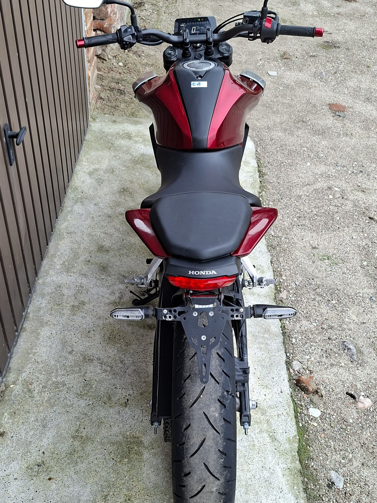 Honda CB 125R kat.B/A1 ABS rok 2018 transport pod dom