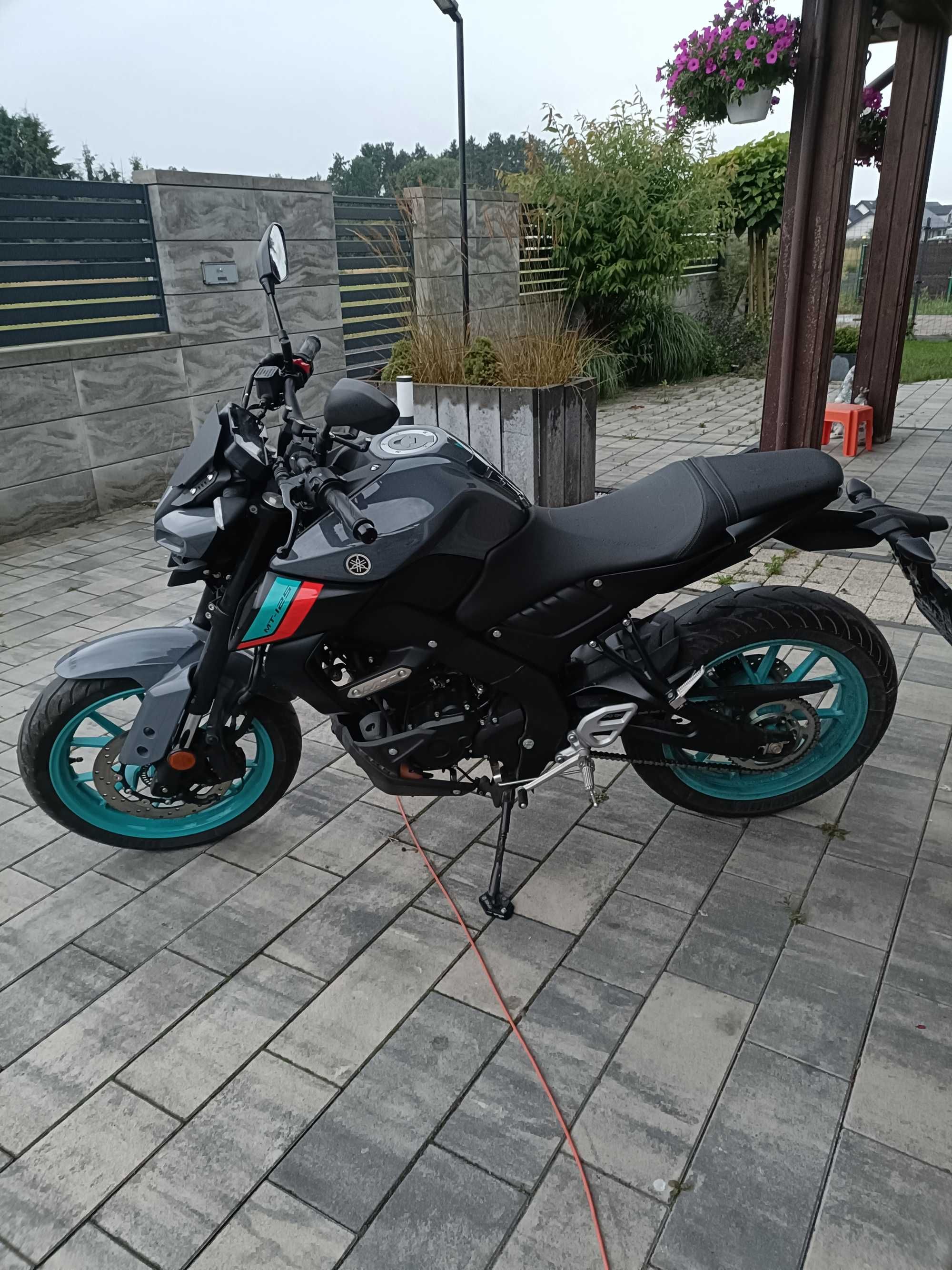 Motocykl Yamaha 125 MT