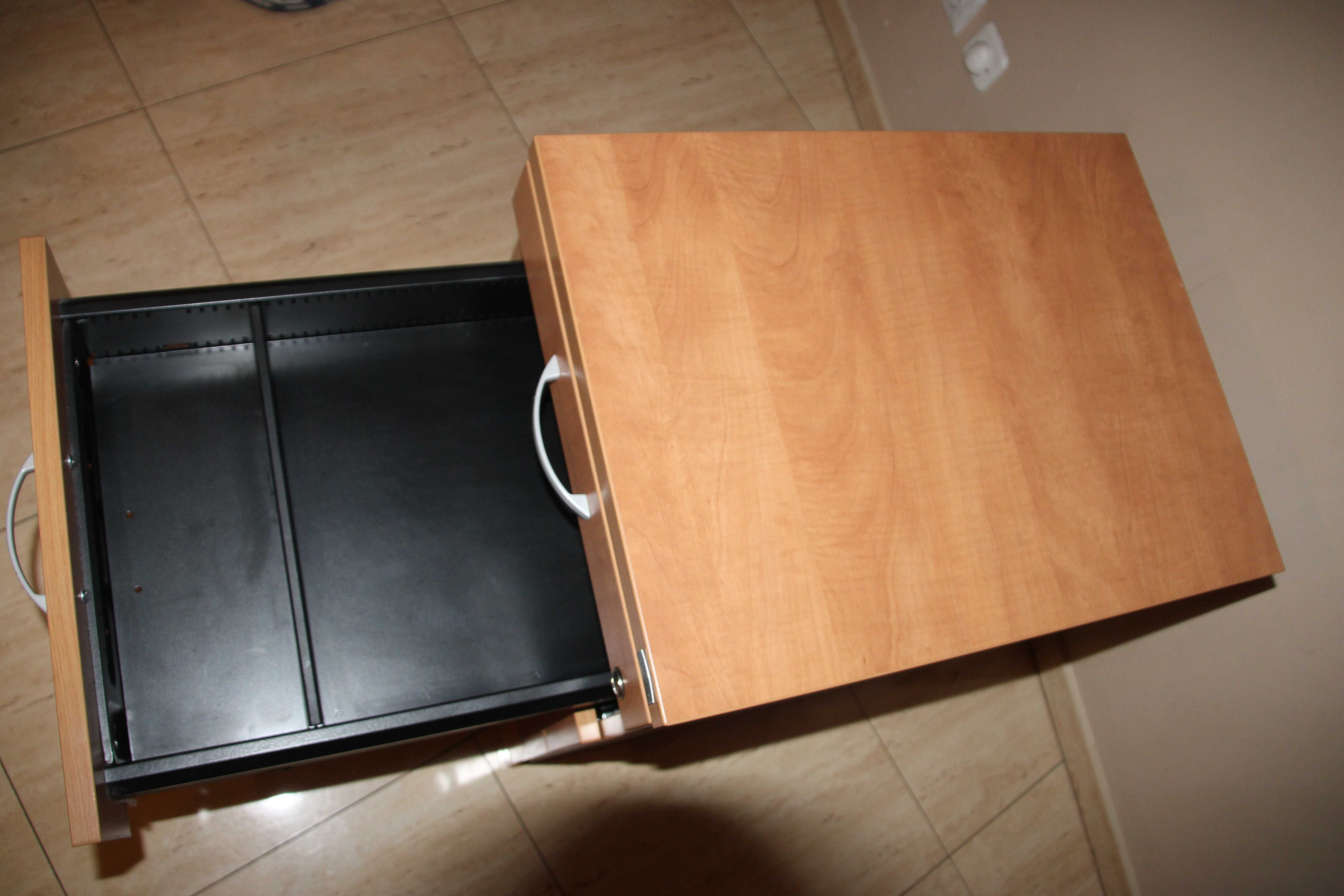 Kontenerek biurka -szafka z szufladami firmy Balma, używany, stan bdb.