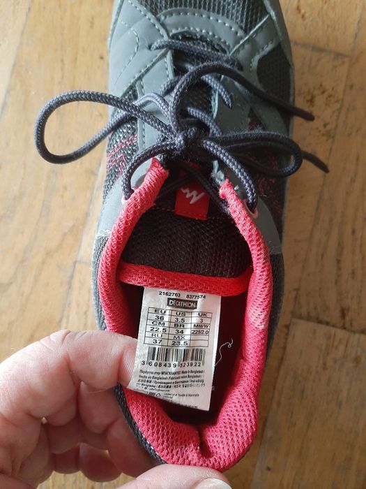 Buty dziewczęce z Decathlon