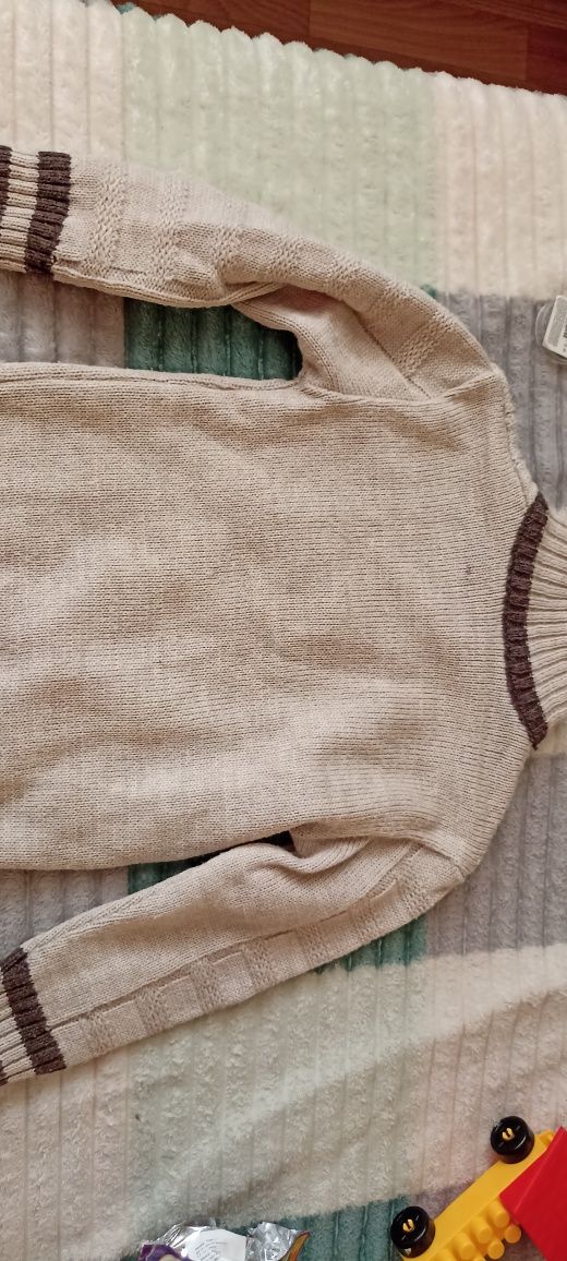 Теплый свитер на мальчика размер 92-98