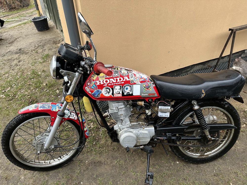 Honda cg 125 cala na części lub naprawa, irlandzkie papiery,cafe racer