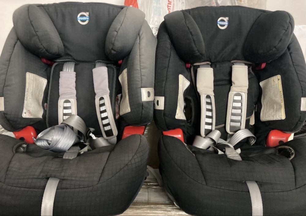 2 Cadeiras de carro Romer volvo