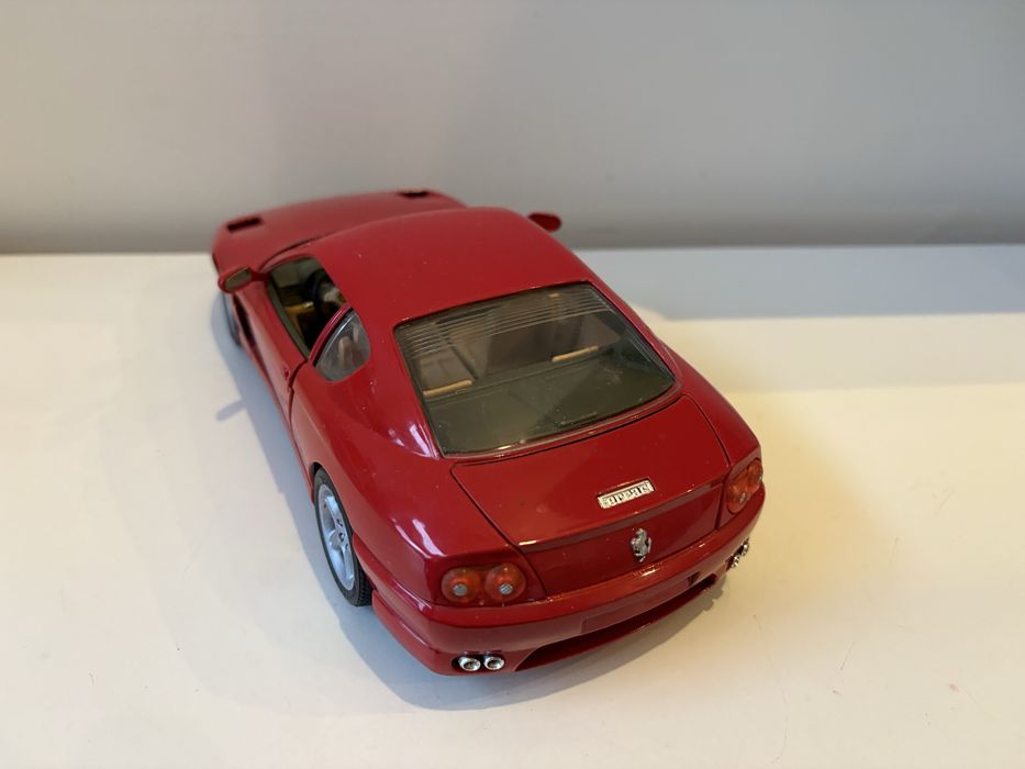 Model Ferrari 456GT 1:18 BBurago Burago (maisto welly)