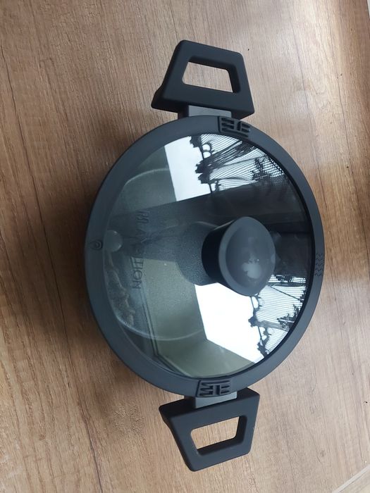 Nowy garnek Ambition 20cm 2,25l.