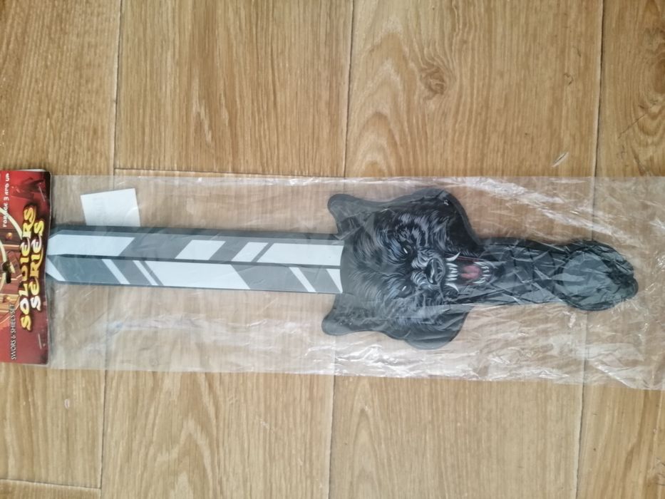 Продам нову іграшку  меч