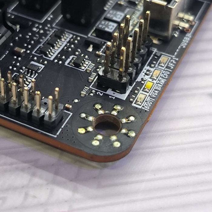 Нова топова MSI MPG Z790I EDGE WIFI Mini-ITX