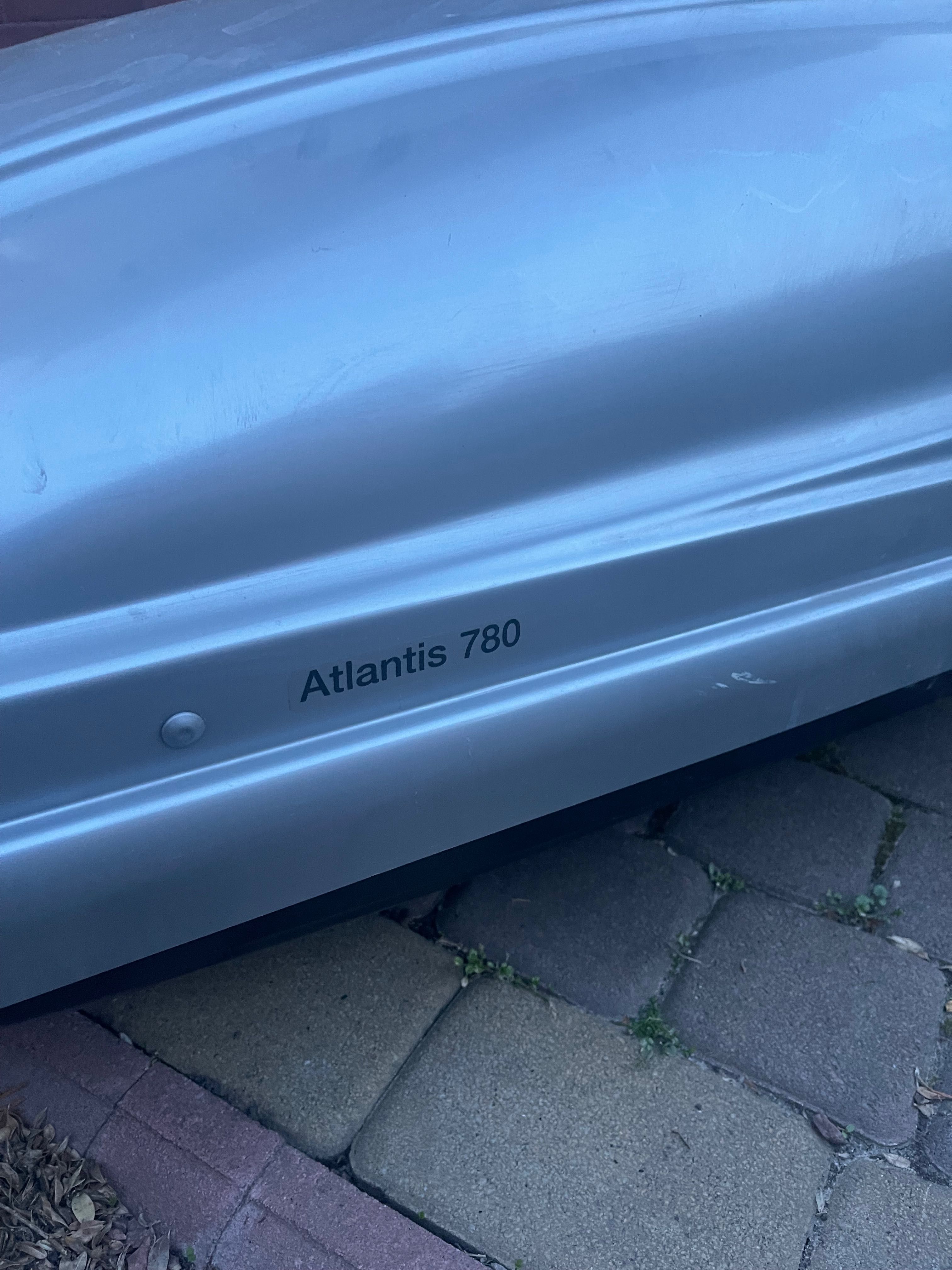 Багажник авто бокс Atlantis 780 Thule