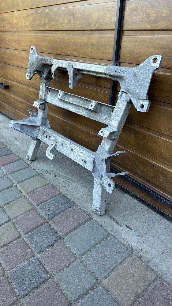 Підрамник передній балка Tesla Model X 1027516-00-E