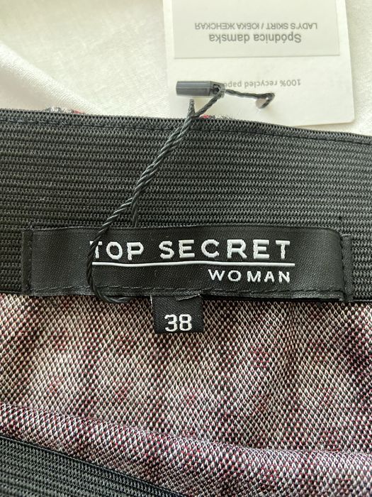 Spódniczka mini w kratkę rozmiar 38