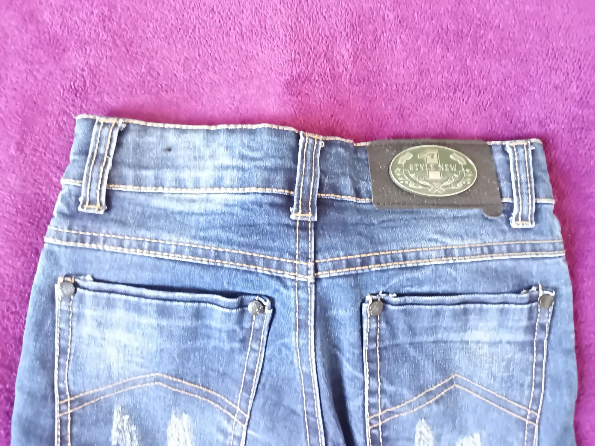 NOWE Supermodne spodnie dżinsowe jeans dżins rozm. 110/116