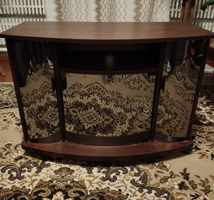 Тумба під телевізор