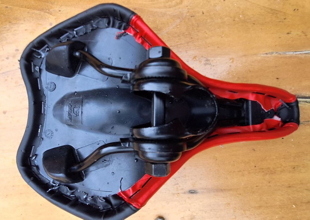 Siodło GW715 BL/red dziecięce 20