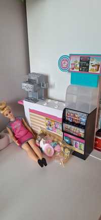 Lalka Barbie z Kawiarenką.