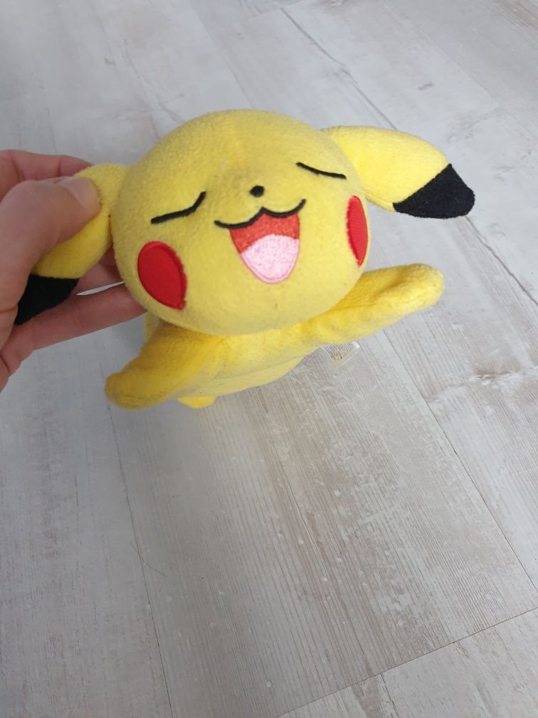 Pokemon pikaczu pikachu pluszak maskotka