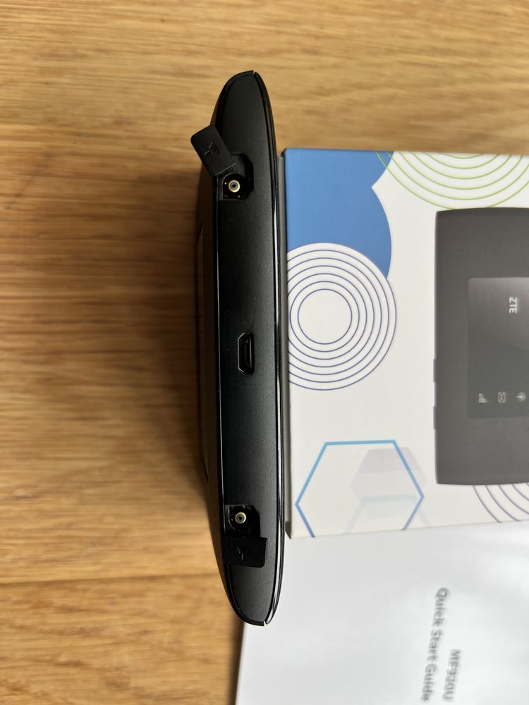 ZTE MF920U Мобільний роутер