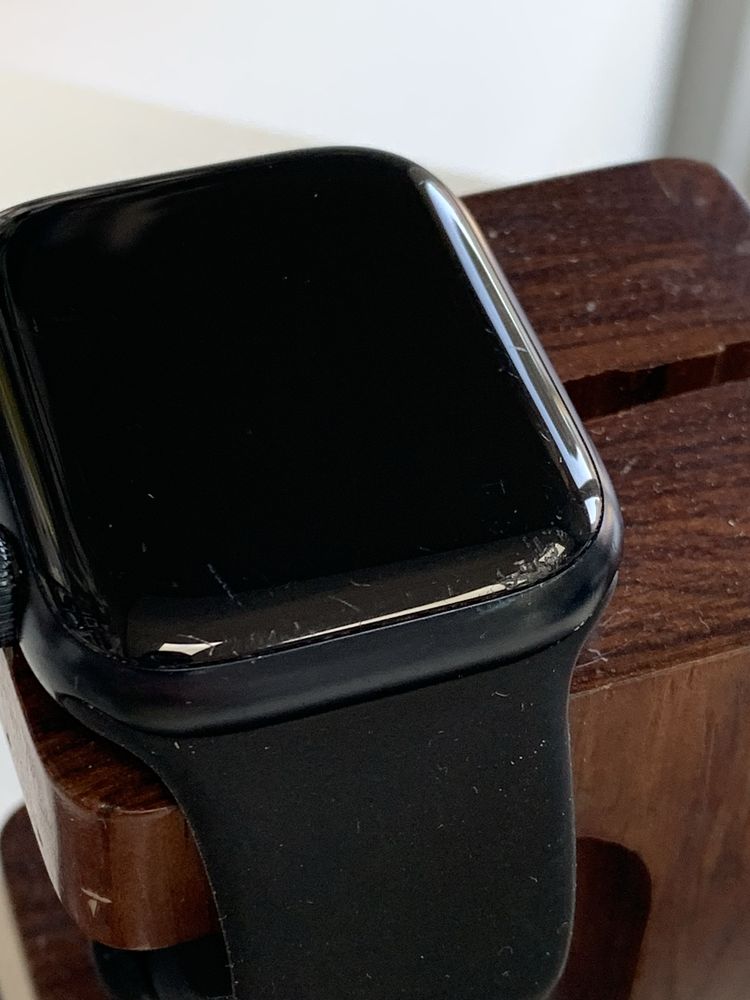 Оригінальні  Apple Watch Series  8 45 mm