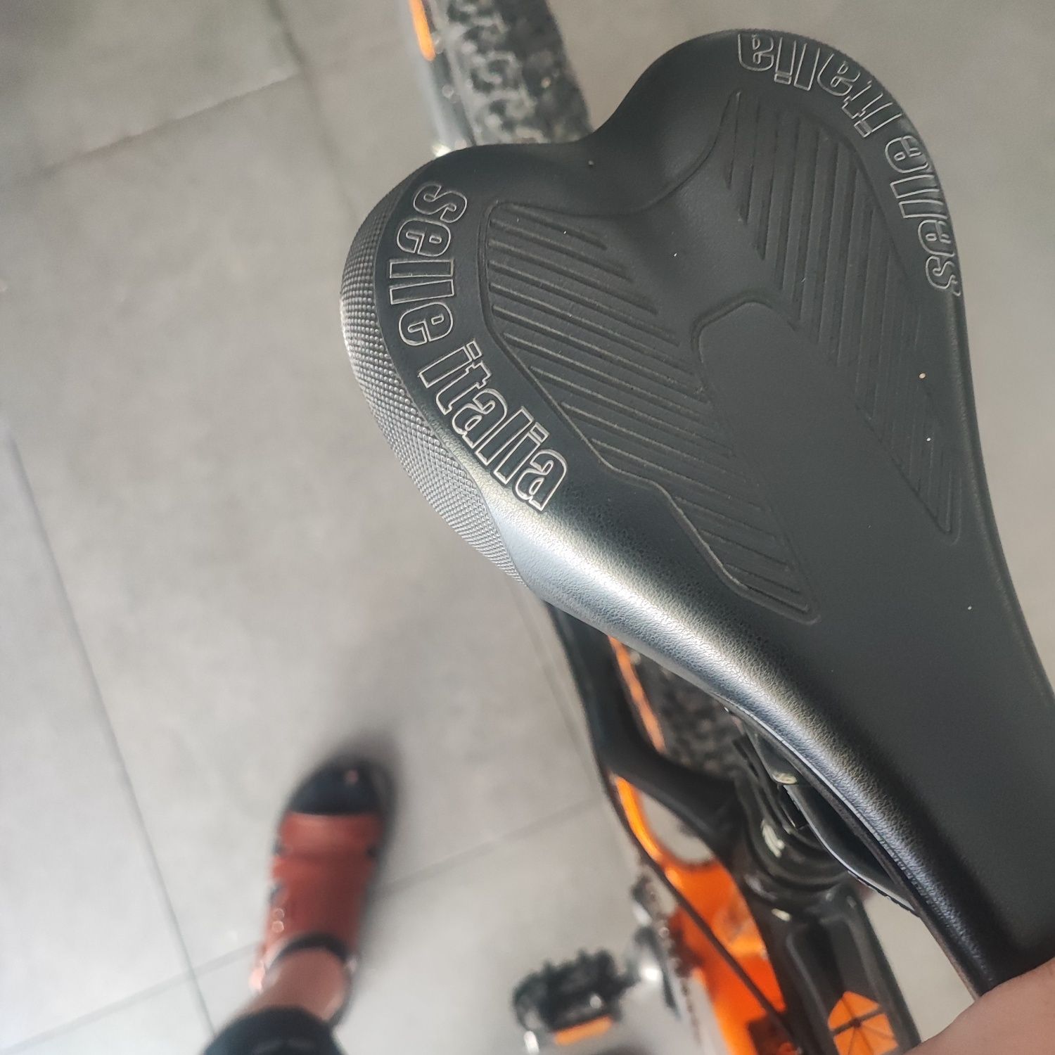 Bicicleta BTT Sava Carbon – RockShox – Rodas Carbono – Shimano Deore 1