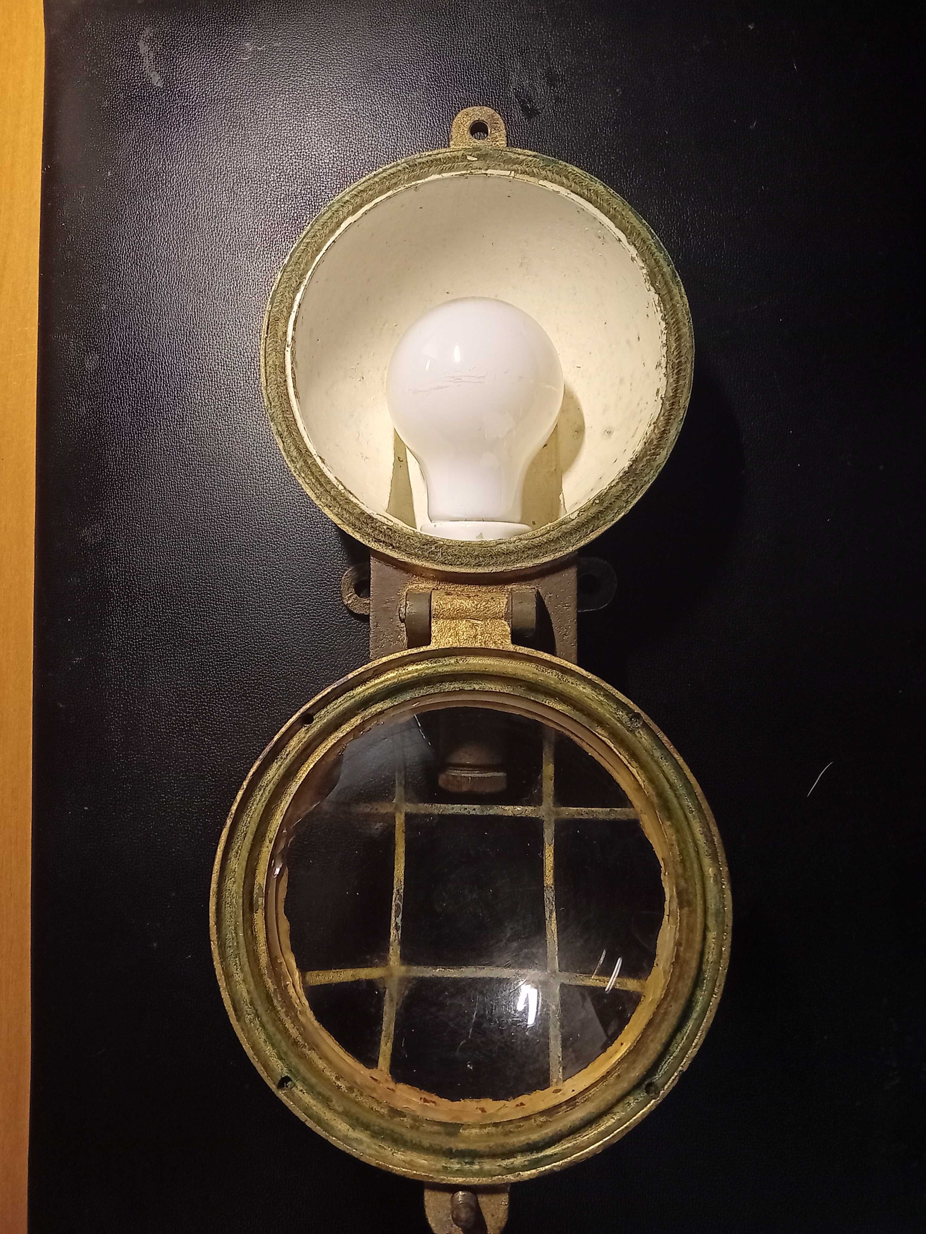 Luminária naval de bronze