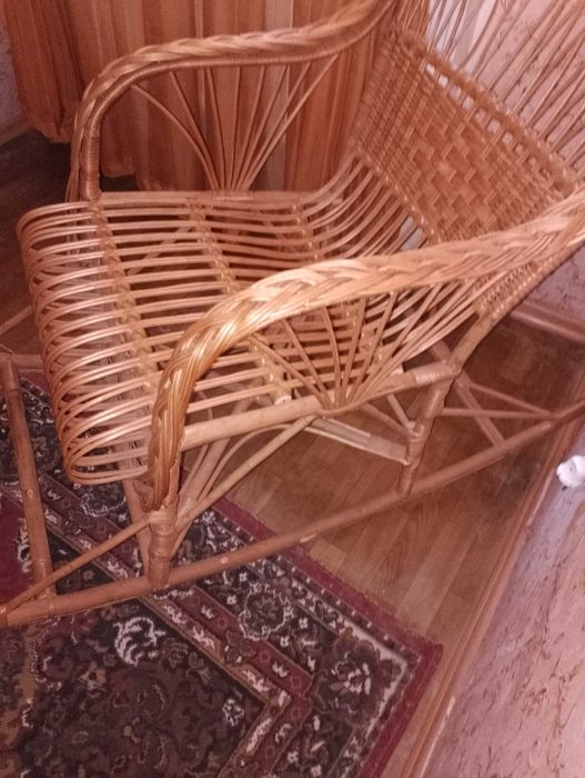 Кресло качалка плетёная