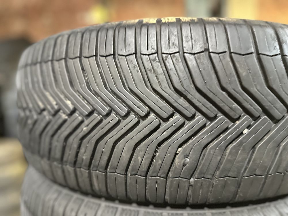 Всесезонні шини 215/60 R16 Michelin CrossClimate 2шт Italy