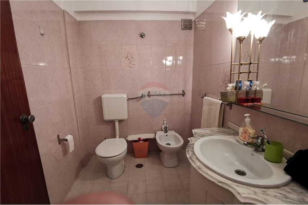 Quarto em Vila Nova da Caparica