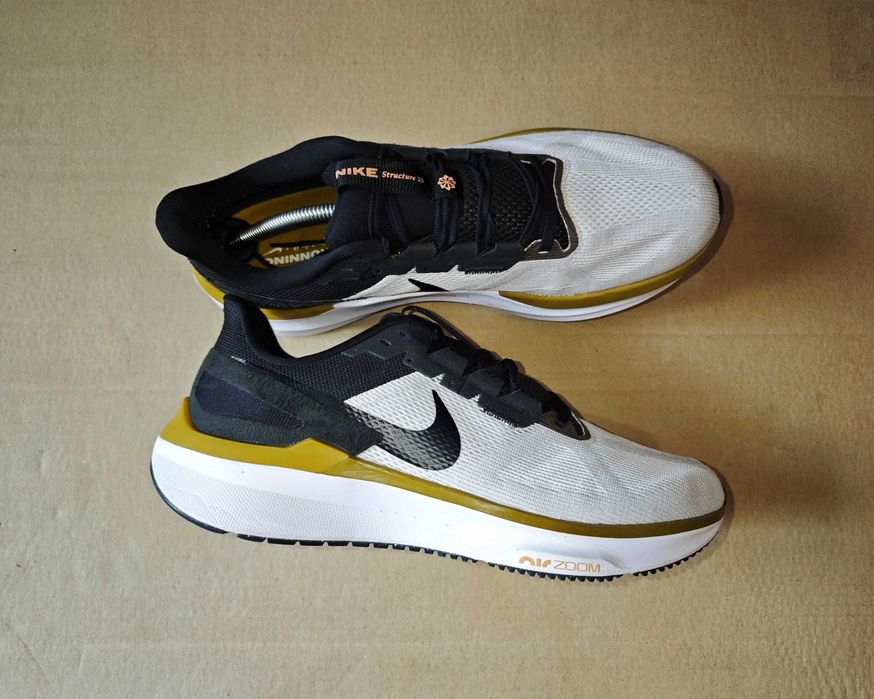 Оригінальні Кросівки Nike Air Zoom Structure 25
