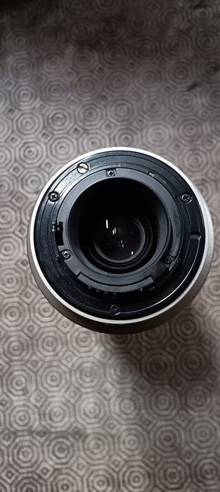 Vendo lente telefoto Nikon