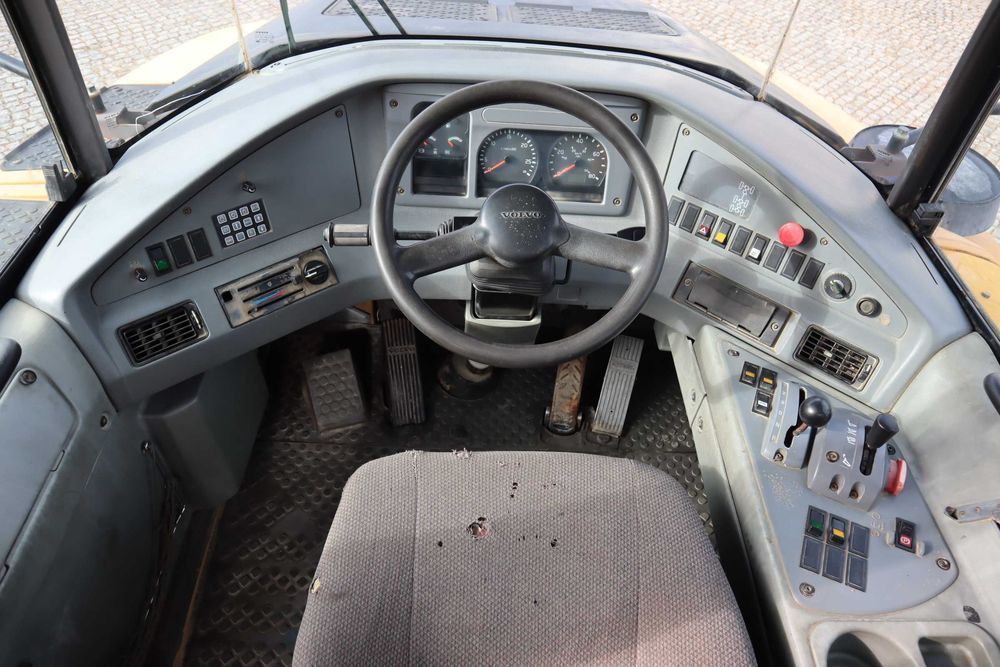2005 Volvo A30 Dumper Articulado