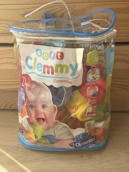 Clementoni miekkie silikonowe klocki Soft Clemmy 24 sztuki