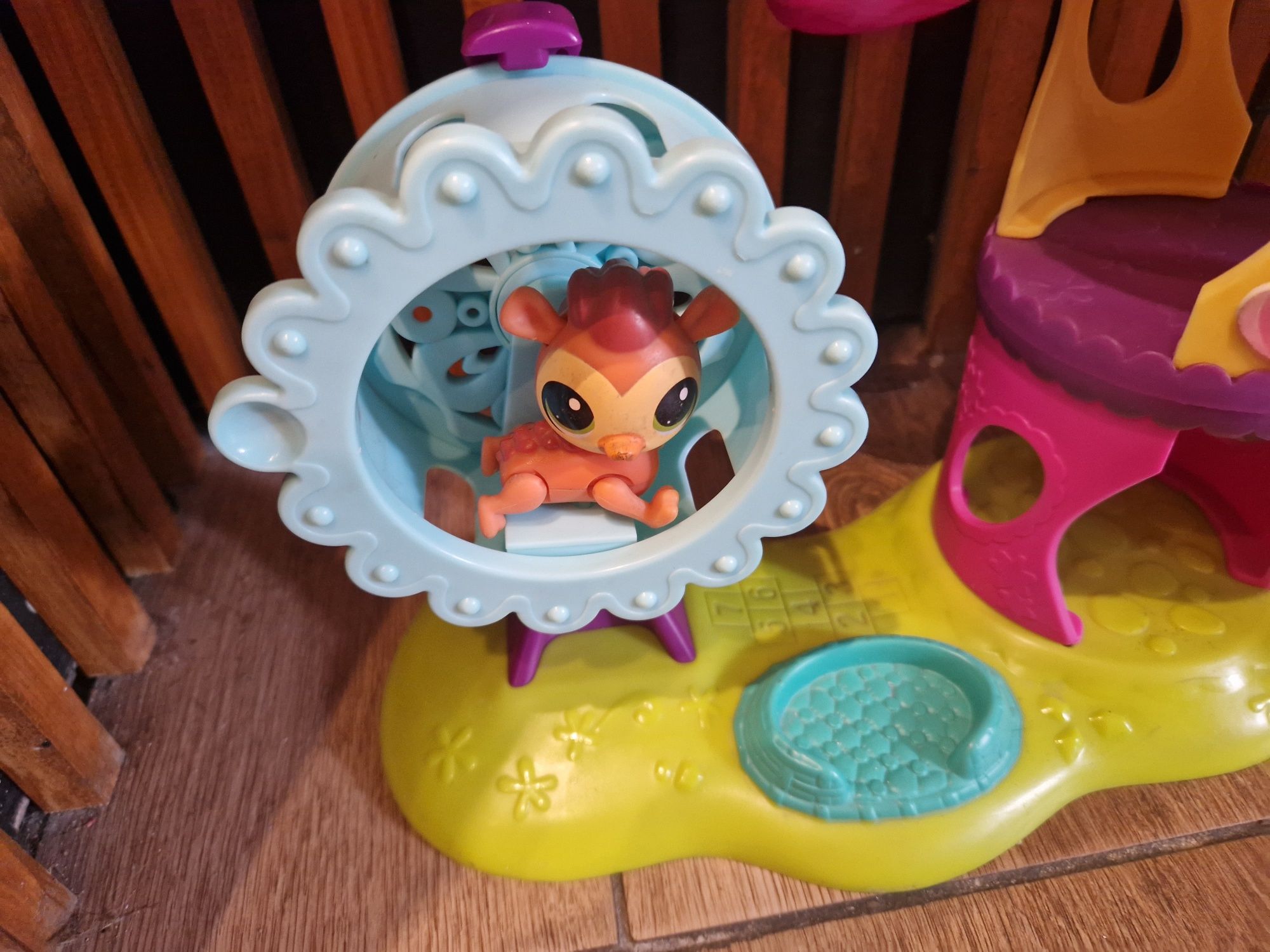 Littlest Pet Shop Magiczny Plac Zabaw